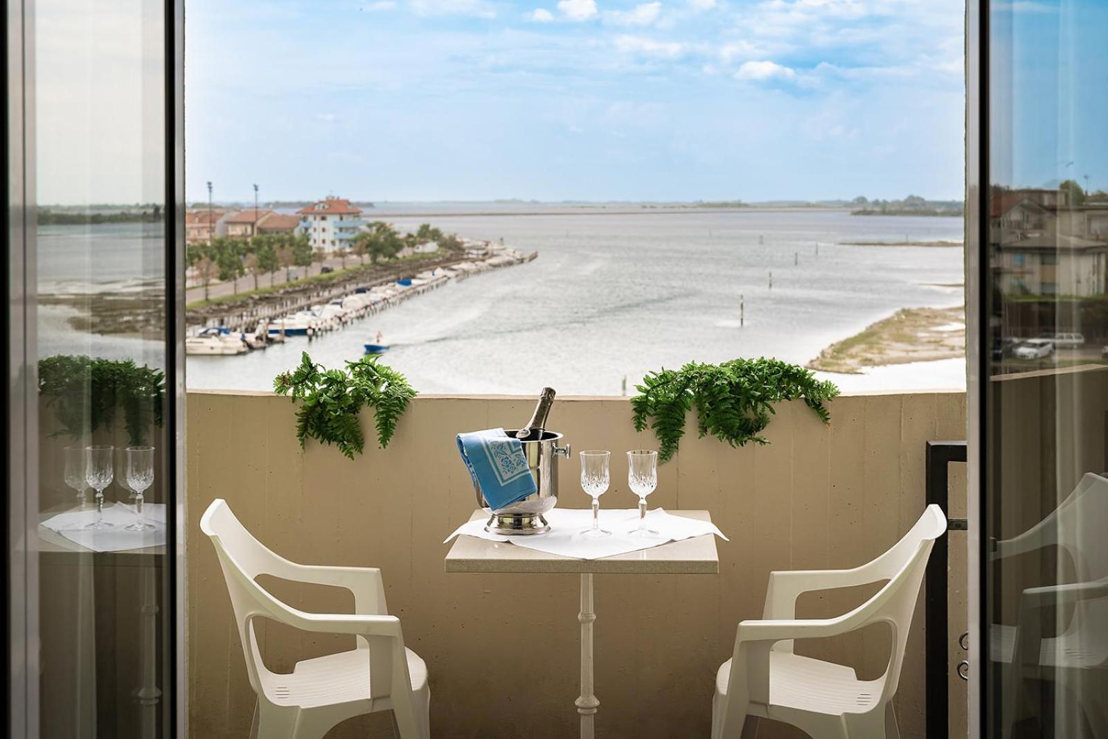 Eden Hotel 3*